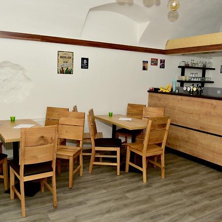 Penzion Oso Vrbov Bagian luar foto